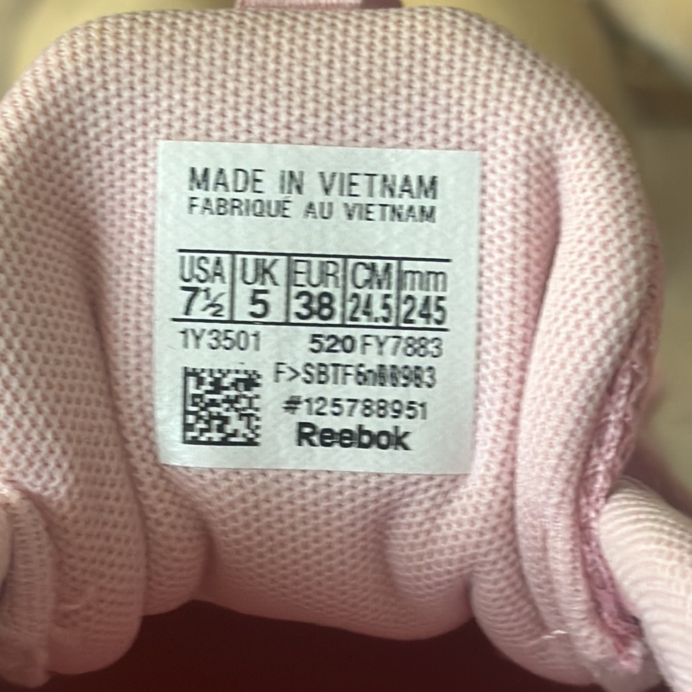 NEW Reebok Running Shoes - Picture 7 of 9